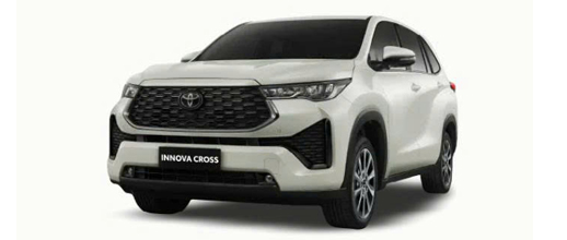 Toyota Innova Cross Kon Tum